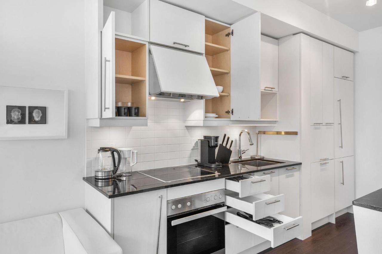 Heart Of Downtown Toronto! Apartment Exterior photo