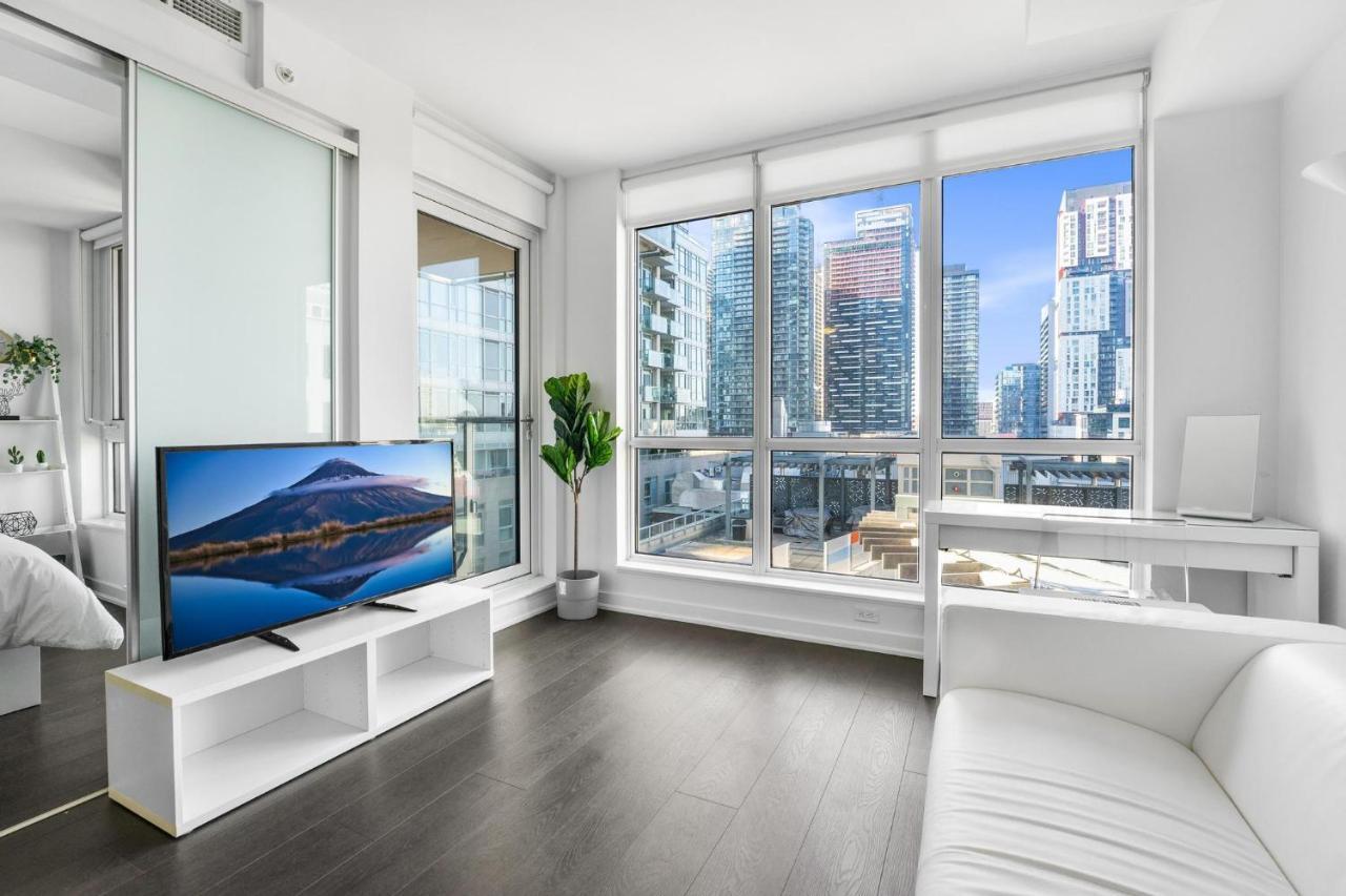 Heart Of Downtown Toronto! Apartment Exterior photo